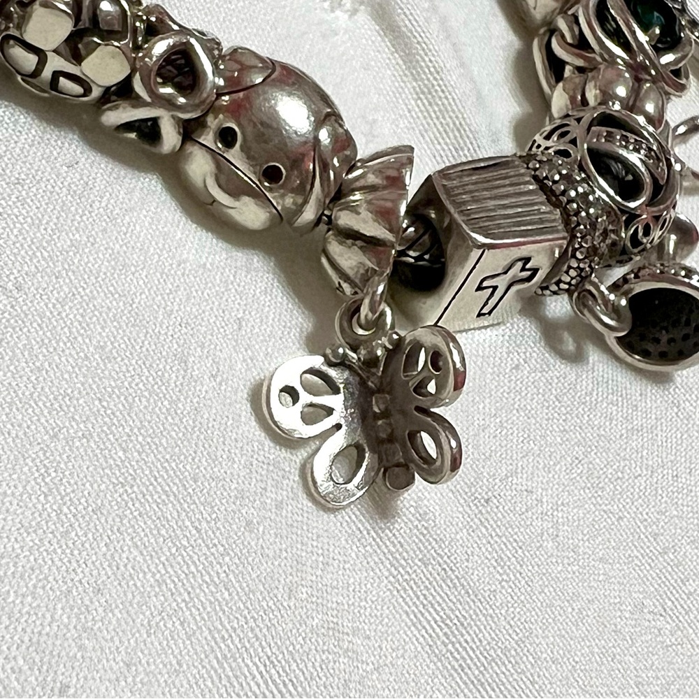 Pandora Charm 🦋 - Picture 2 of 3